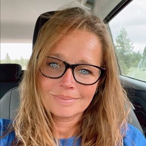 Meet your Posher, Lori